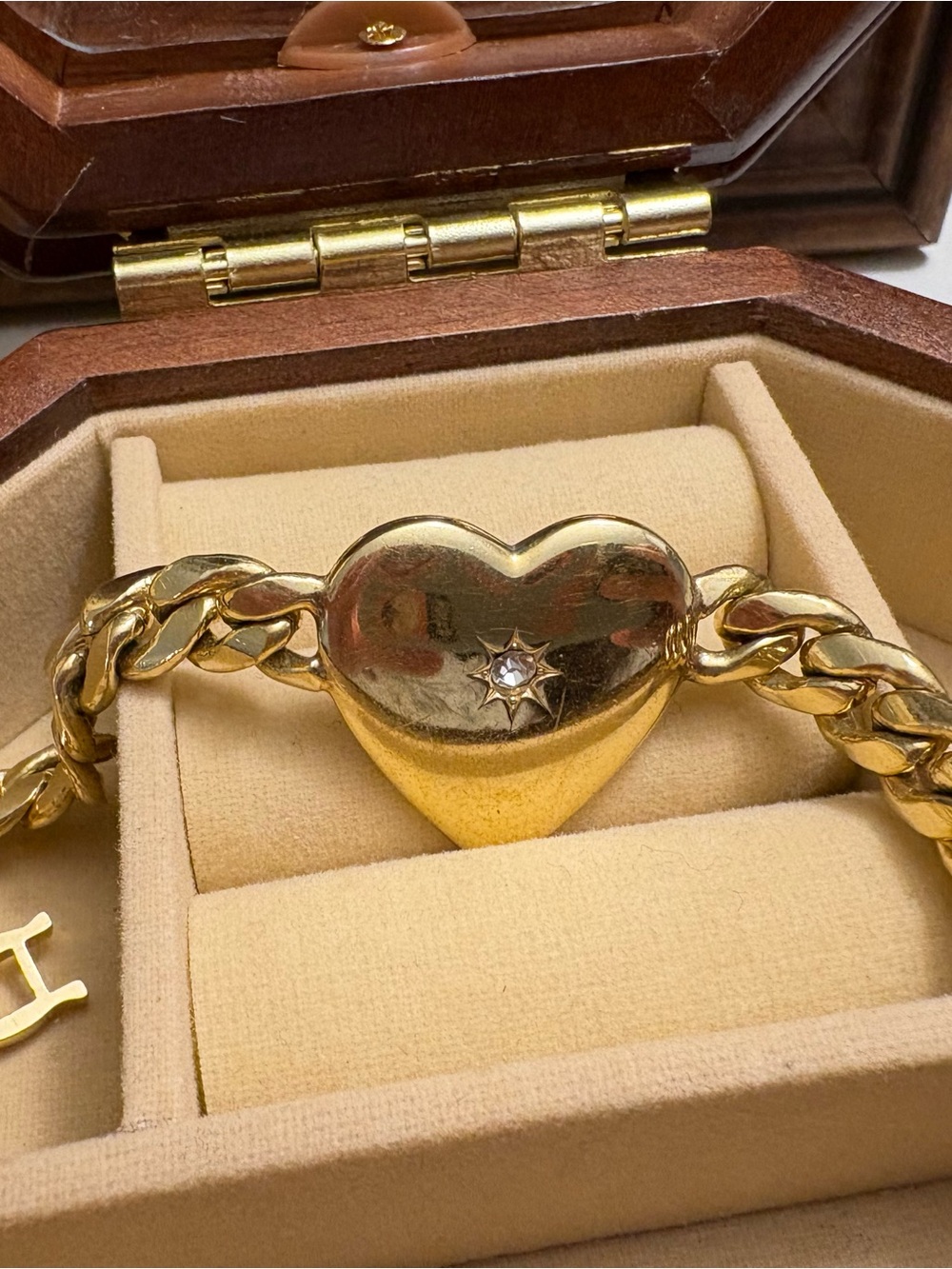 ROWI W-Germany Gold Heart Link Bracelet with Star-Set Stone - Women Jewelry